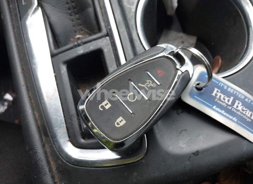 Photo 11 of 2019 Chevrolet Equinox LT (VIN 3GNAXUEV4KL168233)