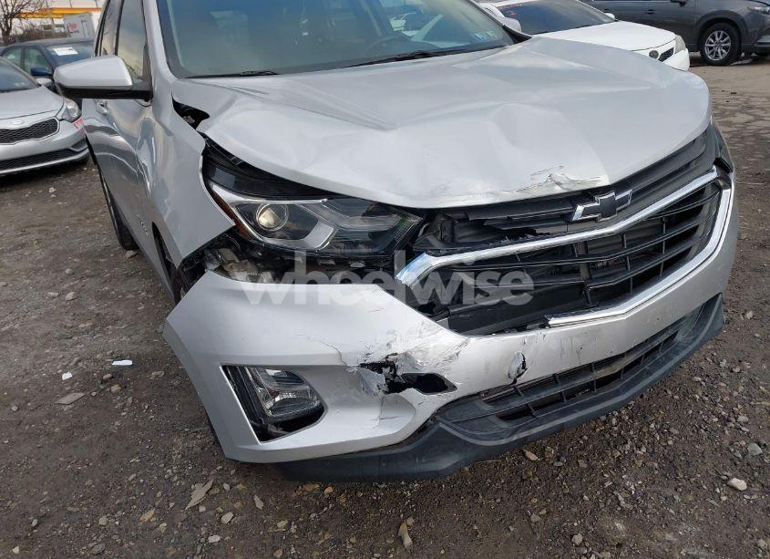 Photo 6 of 2019 Chevrolet Equinox LT (VIN 3GNAXUEV4KL168233)