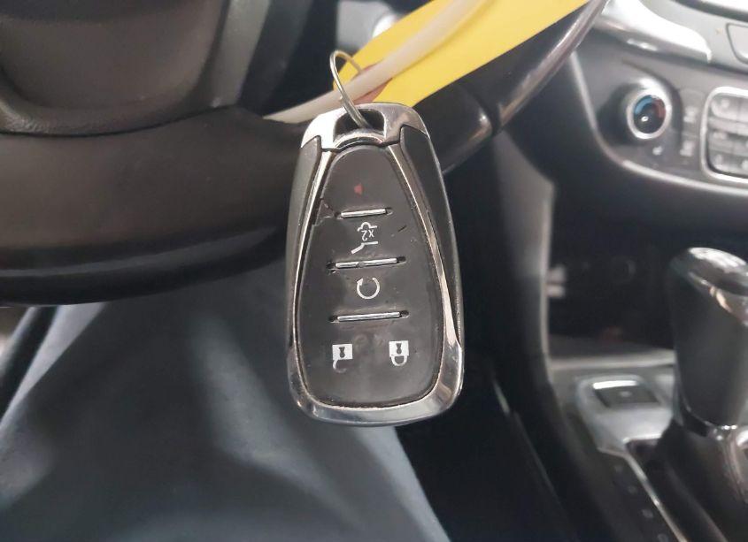 Photo 11 of 2019 Chevrolet Equinox LT (VIN 3GNAXUEV4KL295435)