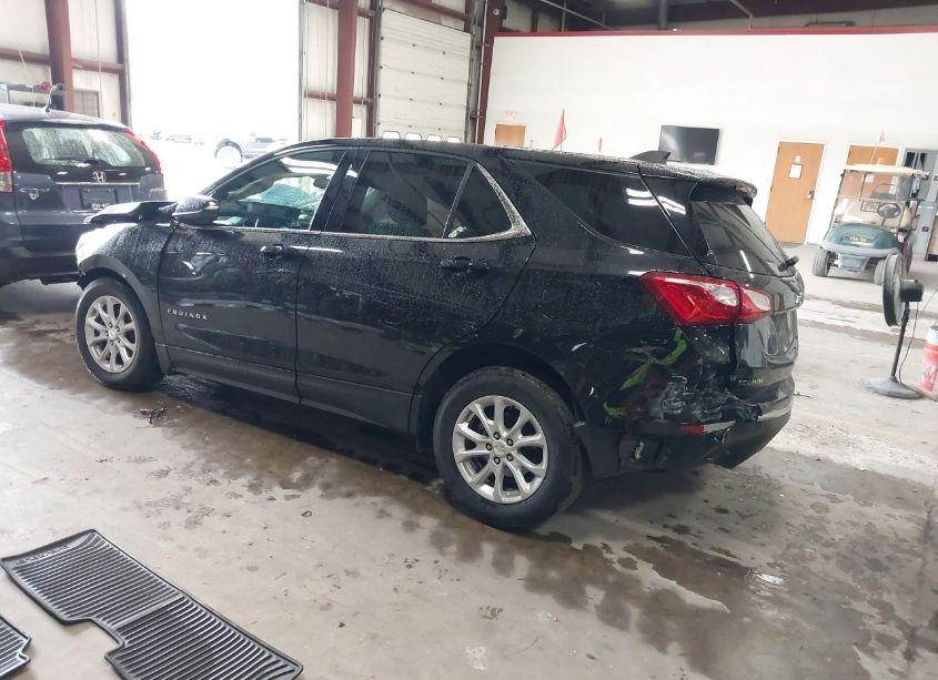 Photo 3 of 2019 Chevrolet Equinox LT (VIN 3GNAXUEV4KL395826)