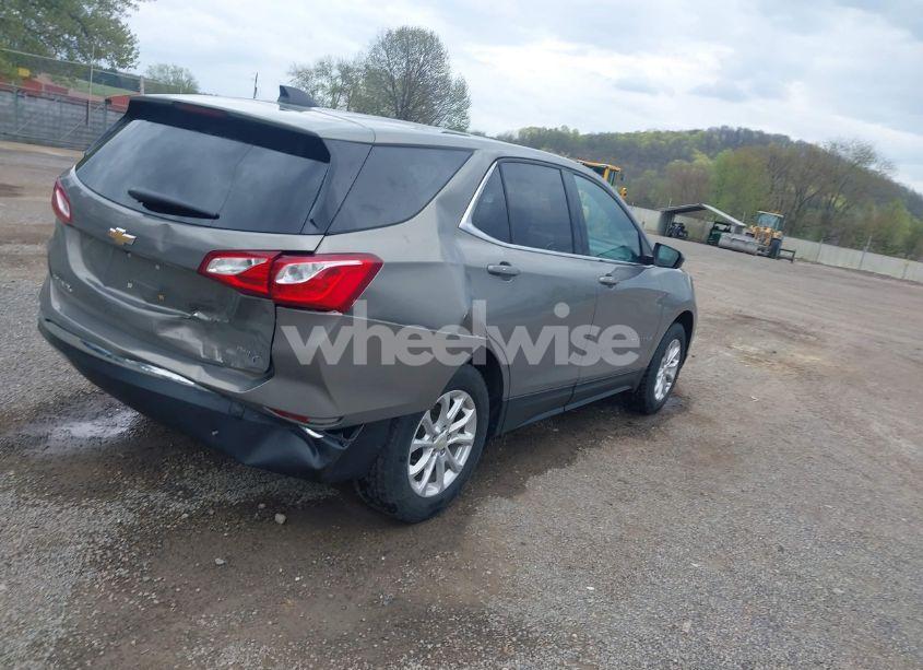 Photo 4 of 2019 Chevrolet Equinox LT (VIN 3GNAXUEV4KS554897)