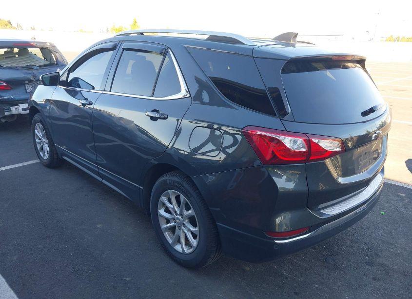 Photo 3 of 2019 Chevrolet Equinox LT (VIN 3GNAXUEV4KS564703)