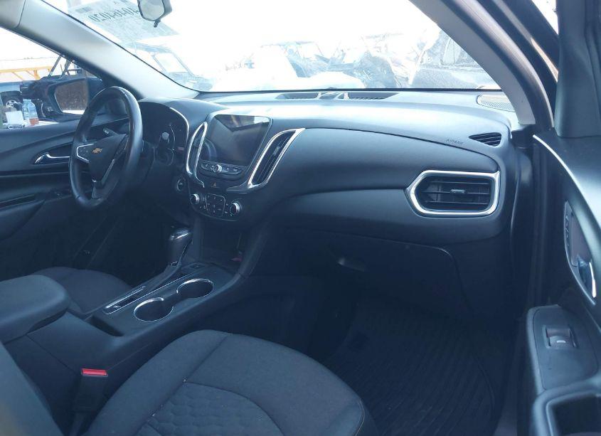 Photo 5 of 2019 Chevrolet Equinox LT (VIN 3GNAXUEV4KS564703)