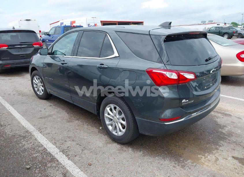 Photo 3 of 2019 Chevrolet Equinox LT (VIN 3GNAXUEV4KS603211)
