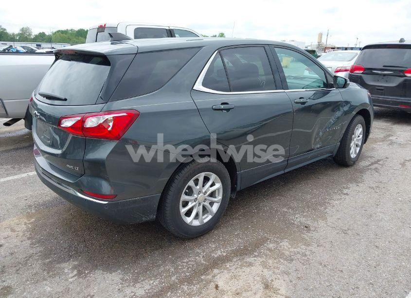 Photo 4 of 2019 Chevrolet Equinox LT (VIN 3GNAXUEV4KS603211)