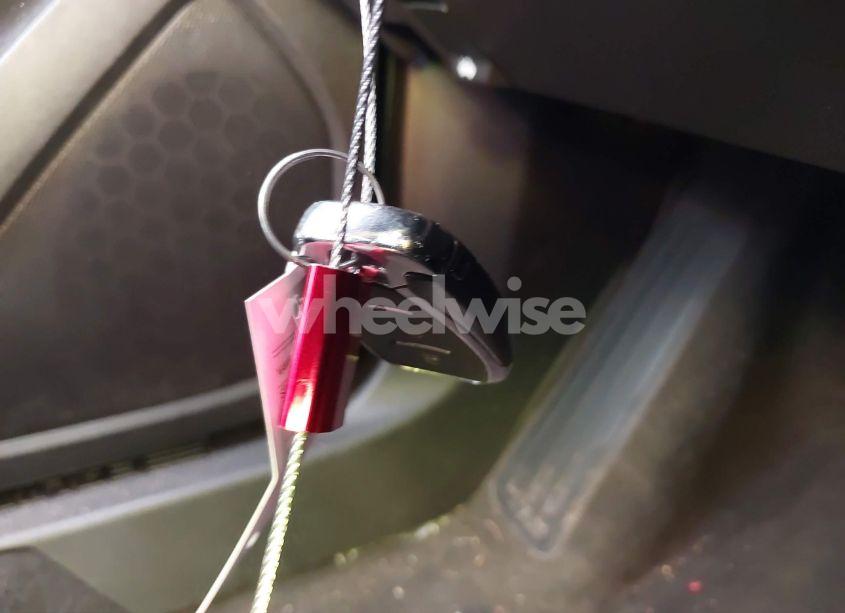 Photo 11 of 2021 Chevrolet Equinox AWD LT (VIN 3GNAXUEV4MS128954)