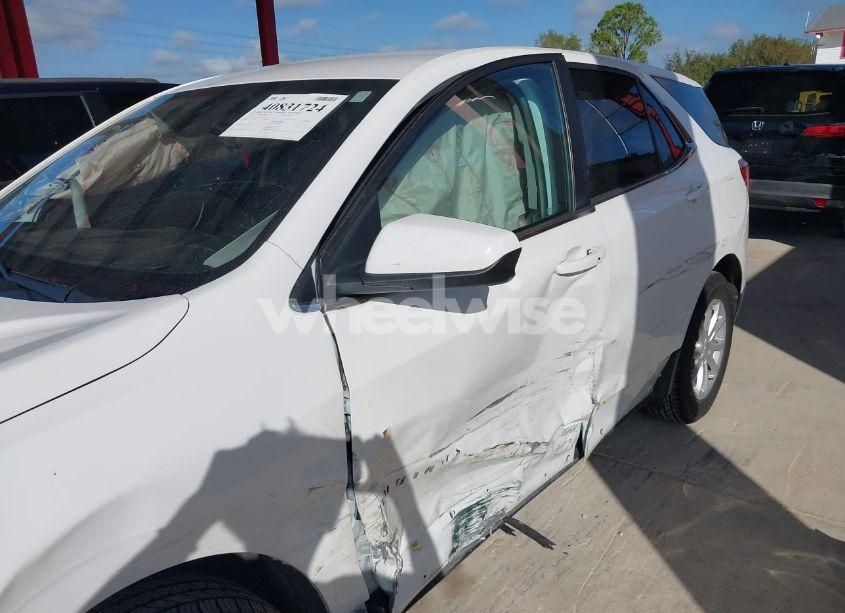Photo 18 of 2021 Chevrolet Equinox AWD LT (VIN 3GNAXUEV4MS128954)