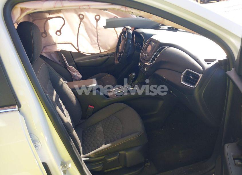 Photo 5 of 2021 Chevrolet Equinox AWD LT (VIN 3GNAXUEV4MS128954)