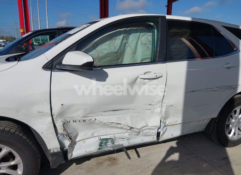 Photo 6 of 2021 Chevrolet Equinox AWD LT (VIN 3GNAXUEV4MS128954)