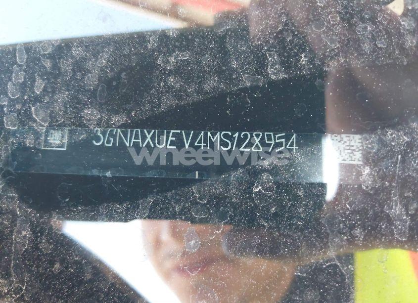 Photo 9 of 2021 Chevrolet Equinox AWD LT (VIN 3GNAXUEV4MS128954)