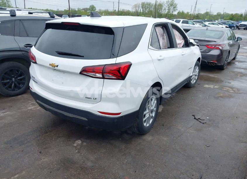 Photo 4 of 2022 Chevrolet Equinox AWD LT (VIN 3GNAXUEV4NL238687)