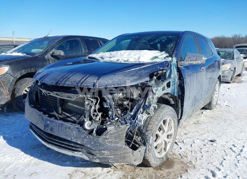Photo 2 of 2022 Chevrolet Equinox AWD LT (VIN 3GNAXUEV4NL238737)