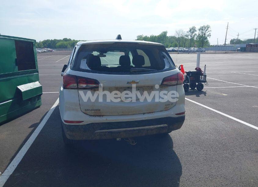 Photo 16 of 2022 Chevrolet Equinox AWD LT (VIN 3GNAXUEV4NL308611)