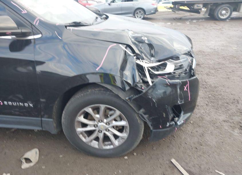 Photo 18 of 2019 Chevrolet Equinox LT (VIN 3GNAXUEV5KL118778)