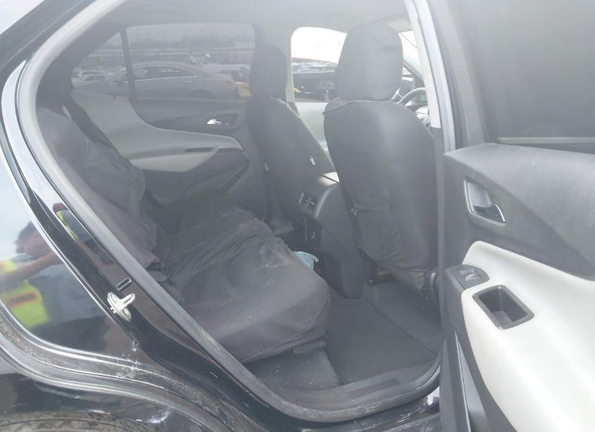 Photo 8 of 2019 Chevrolet Equinox LT (VIN 3GNAXUEV5KL118778)