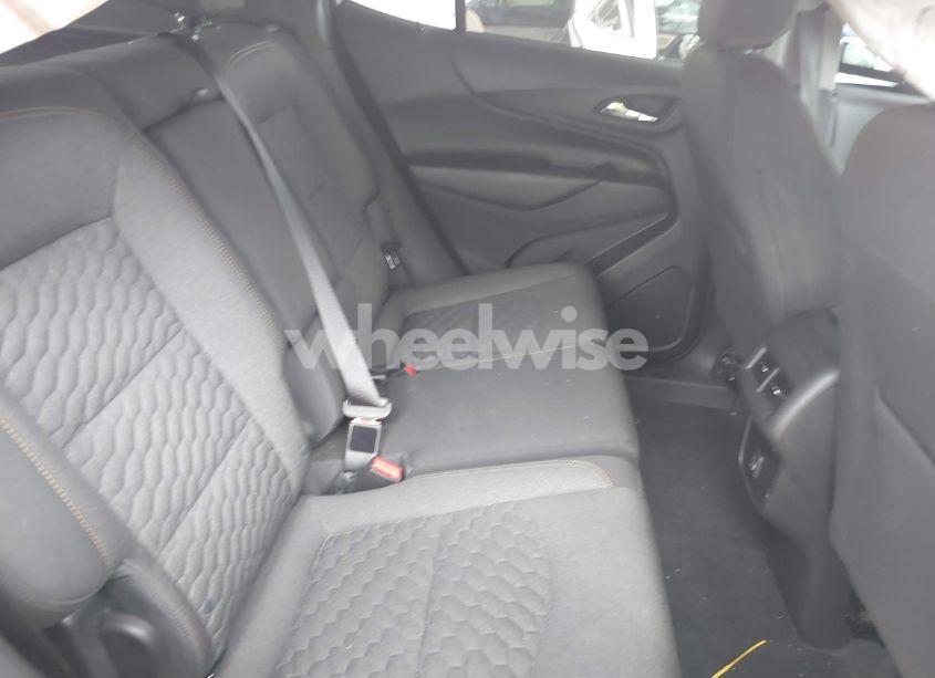 Photo 8 of 2019 Chevrolet Equinox LT (VIN 3GNAXUEV5KS507216)