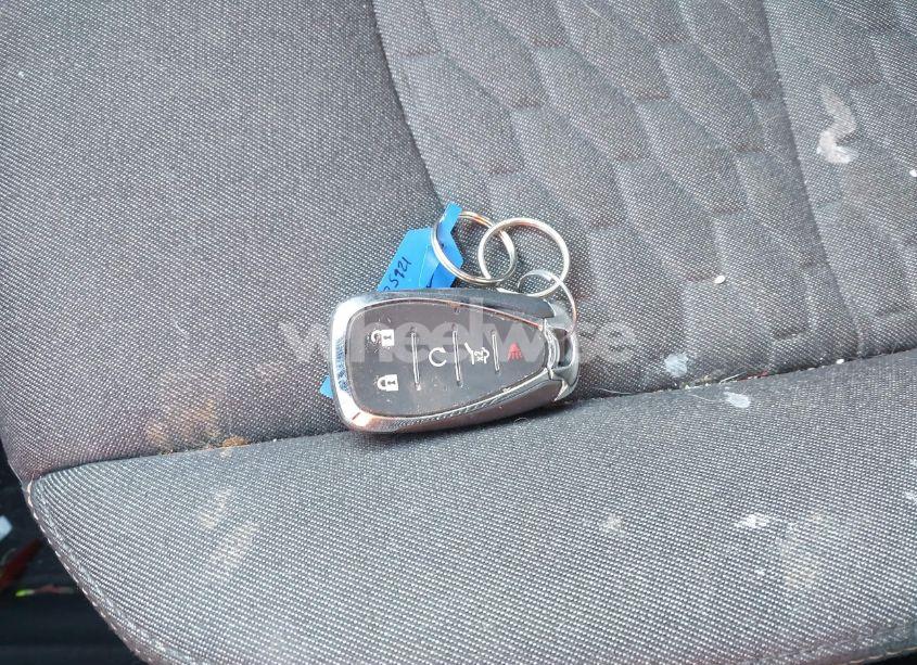 Photo 11 of 2019 Chevrolet Equinox LT (VIN 3GNAXUEV5KS545352)