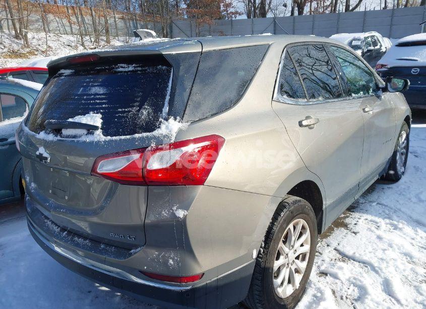 Photo 4 of 2019 Chevrolet Equinox LT (VIN 3GNAXUEV5KS545352)