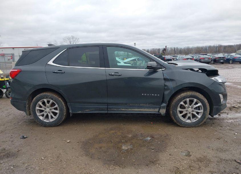 Photo 13 of 2019 Chevrolet Equinox LT (VIN 3GNAXUEV5KS657892)