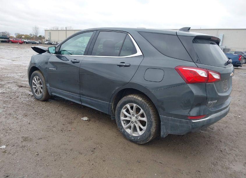 Photo 3 of 2019 Chevrolet Equinox LT (VIN 3GNAXUEV5KS657892)