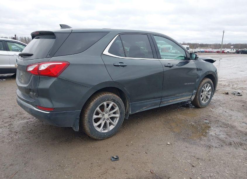 Photo 4 of 2019 Chevrolet Equinox LT (VIN 3GNAXUEV5KS657892)