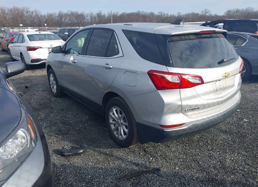 Photo 3 of 2019 Chevrolet Equinox LT (VIN 3GNAXUEV5KS663594)
