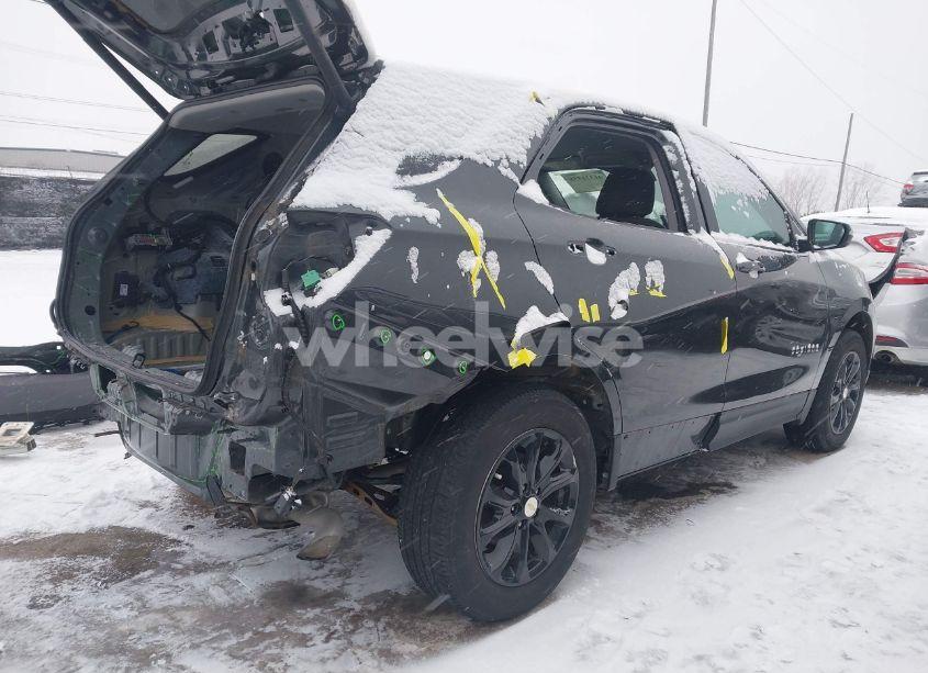 Photo 18 of 2019 Chevrolet Equinox LT (VIN 3GNAXUEV5KS674952)