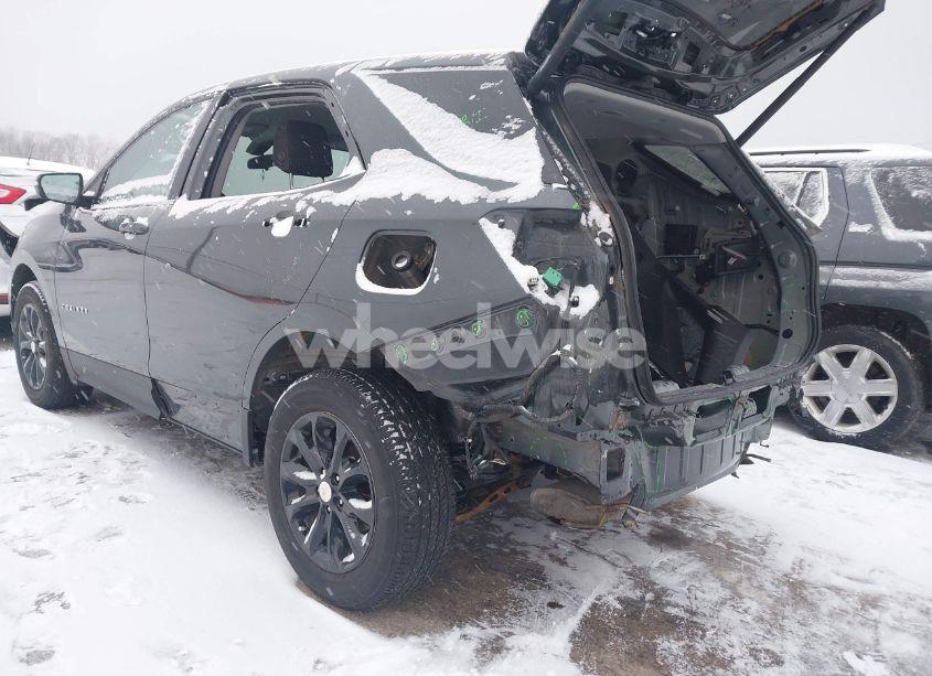 Photo 6 of 2019 Chevrolet Equinox LT (VIN 3GNAXUEV5KS674952)