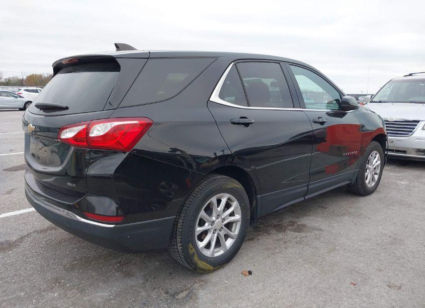 Photo 4 of 2020 Chevrolet Equinox AWD LT 1.5L TURBO (VIN 3GNAXUEV5LL115297)