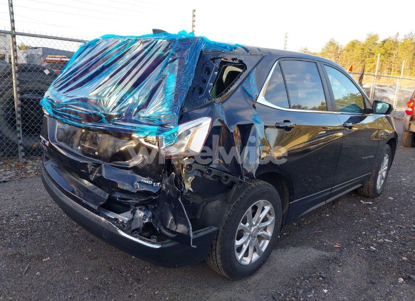 Photo 4 of 2021 Chevrolet Equinox AWD LT (VIN 3GNAXUEV5MS105716)