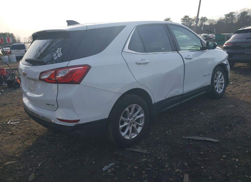 Photo 4 of 2021 Chevrolet Equinox AWD LT (VIN 3GNAXUEV5MS114335)