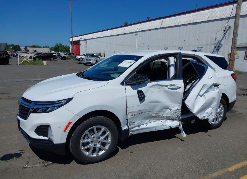 Photo 6 of 2022 Chevrolet Equinox AWD LT (VIN 3GNAXUEV5NL227195)