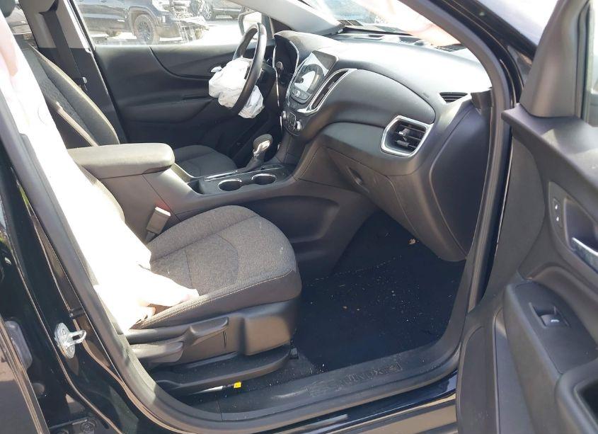 Photo 5 of 2022 Chevrolet Equinox AWD LT (VIN 3GNAXUEV5NL305622)