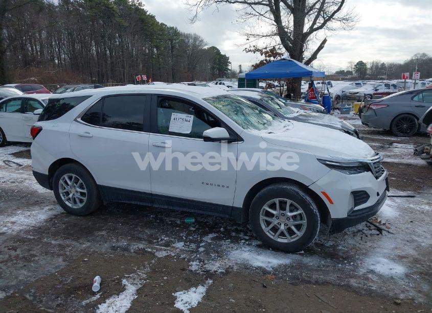 Photo 13 of 2022 Chevrolet Equinox AWD LT (VIN 3GNAXUEV5NL313316)