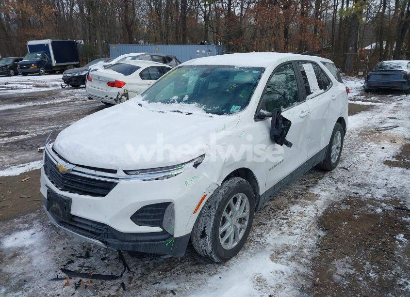 Photo 6 of 2022 Chevrolet Equinox AWD LT (VIN 3GNAXUEV5NL313316)