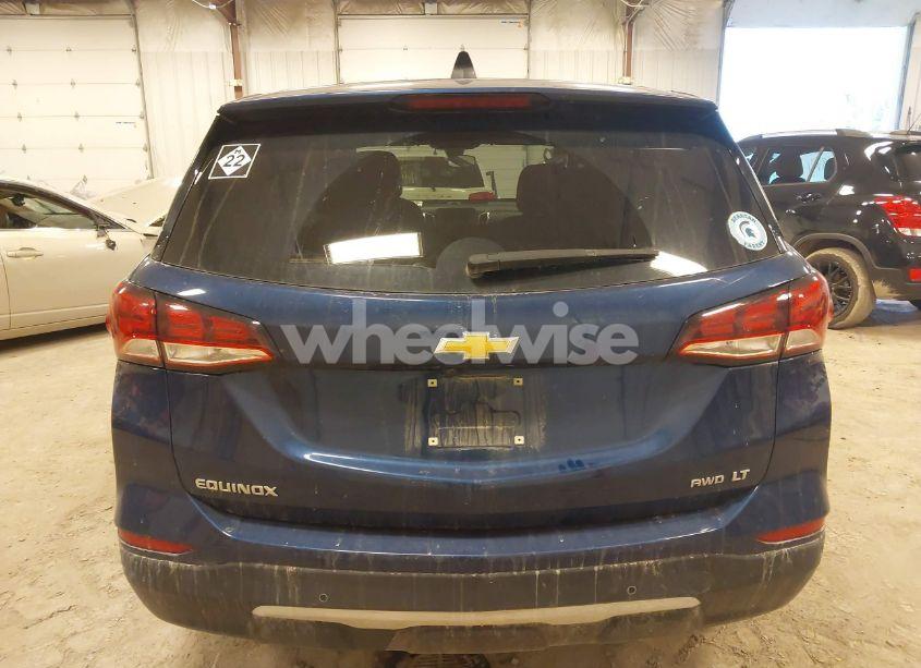 Photo 16 of 2022 Chevrolet Equinox AWD LT (VIN 3GNAXUEV5NS214744)
