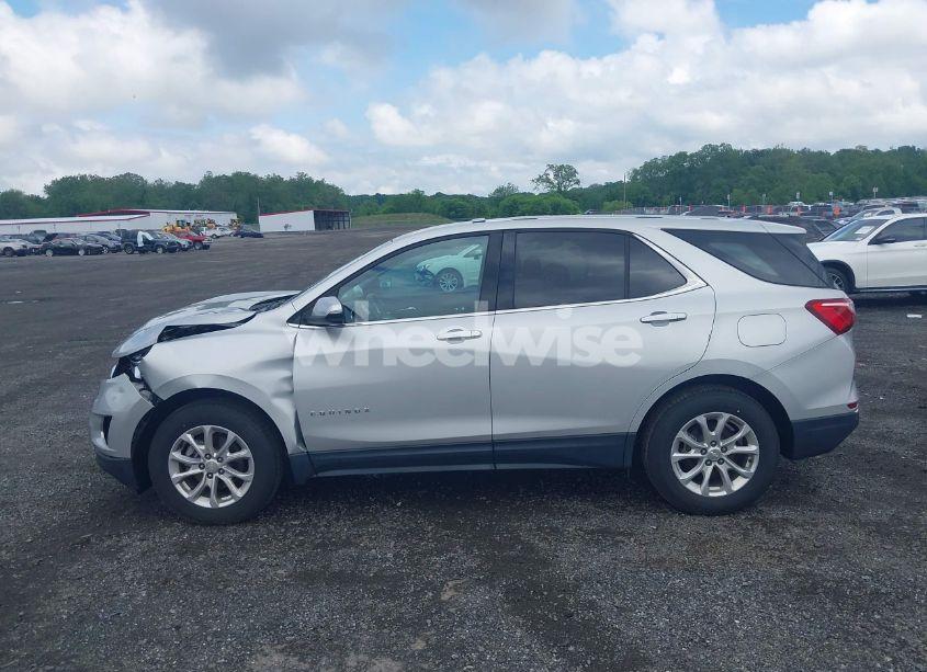 Photo 14 of 2019 Chevrolet Equinox LT (VIN 3GNAXUEV6KL131023)