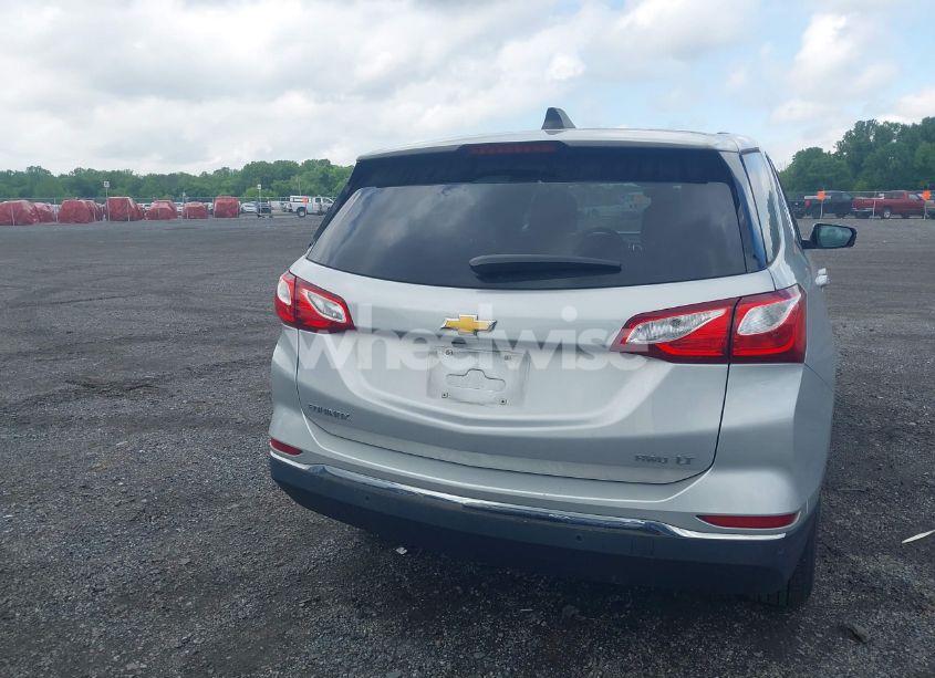Photo 16 of 2019 Chevrolet Equinox LT (VIN 3GNAXUEV6KL131023)