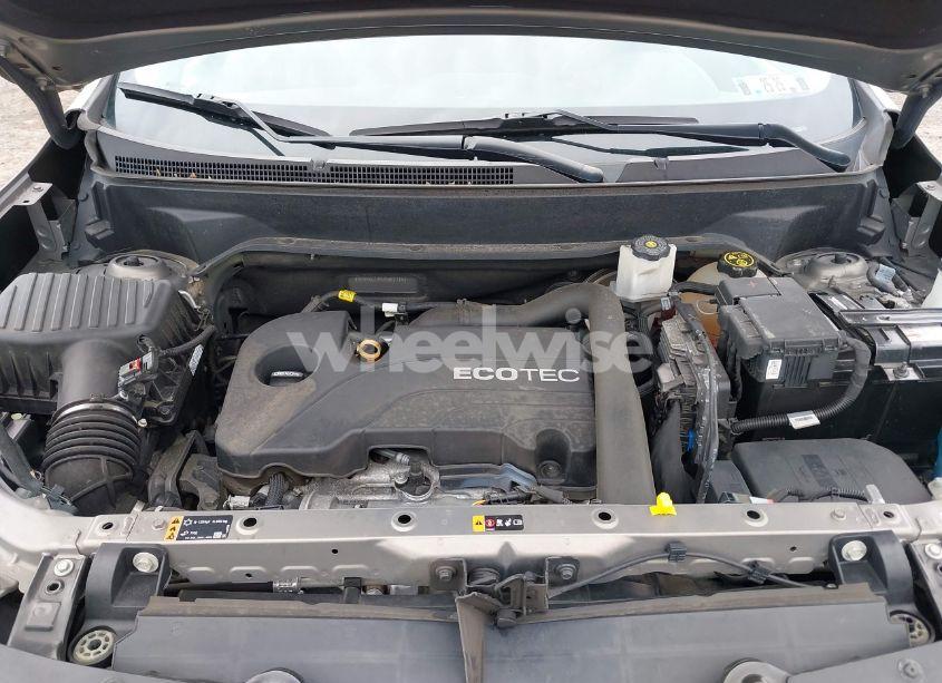 Photo 10 of 2019 Chevrolet Equinox LT (VIN 3GNAXUEV6KS562774)