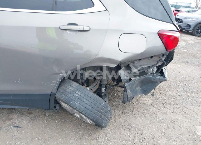 Photo 17 of 2019 Chevrolet Equinox LT (VIN 3GNAXUEV6KS562774)