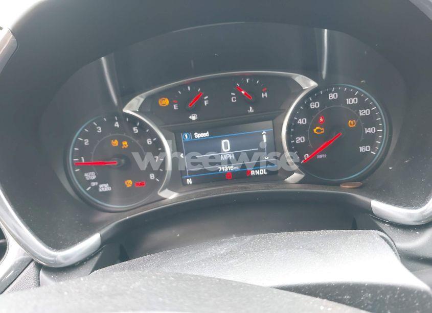 Photo 7 of 2019 Chevrolet Equinox LT (VIN 3GNAXUEV6KS562774)