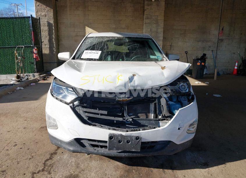 Photo 12 of 2019 Chevrolet Equinox LT (VIN 3GNAXUEV6KS616333)