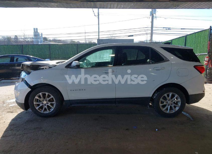 Photo 14 of 2019 Chevrolet Equinox LT (VIN 3GNAXUEV6KS616333)