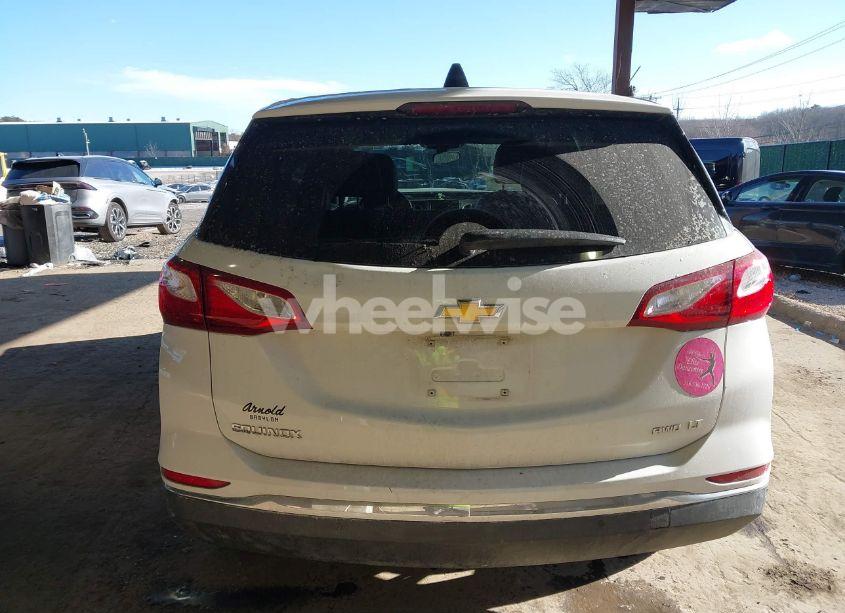 Photo 16 of 2019 Chevrolet Equinox LT (VIN 3GNAXUEV6KS616333)