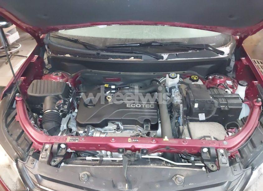 Photo 10 of 2019 Chevrolet Equinox LT (VIN 3GNAXUEV6KS675351)