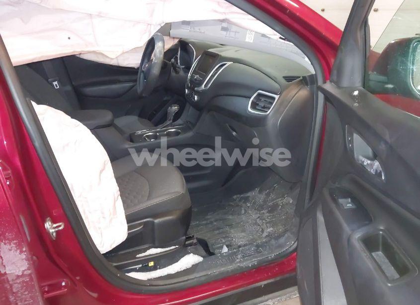 Photo 5 of 2019 Chevrolet Equinox LT (VIN 3GNAXUEV6KS675351)