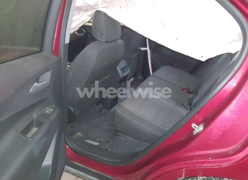 Photo 8 of 2019 Chevrolet Equinox LT (VIN 3GNAXUEV6KS675351)