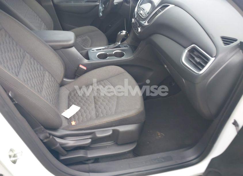 Photo 5 of 2020 Chevrolet Equinox AWD LT 1.5L TURBO (VIN 3GNAXUEV6LS620058)