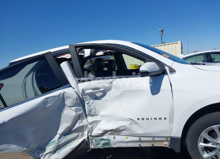 Photo 13 of 2021 Chevrolet Equinox AWD LT (VIN 3GNAXUEV6ML355881)