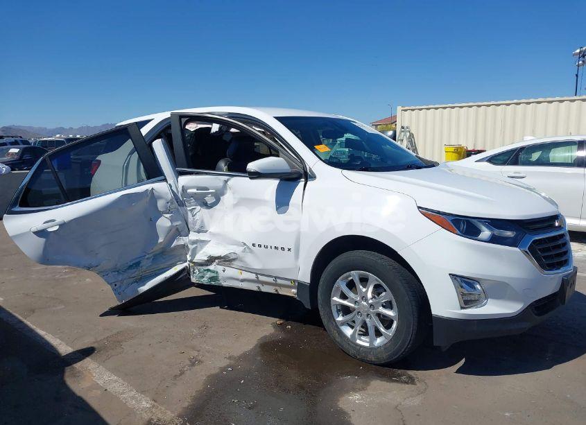 Photo 6 of 2021 Chevrolet Equinox AWD LT (VIN 3GNAXUEV6ML355881)